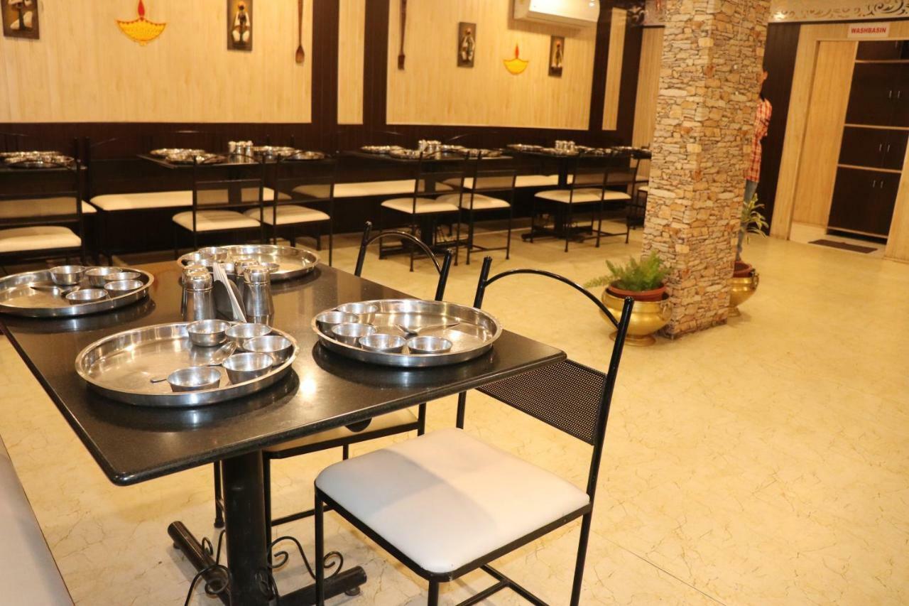 Hotel Venkateshwar Aurangabad  Exteriör bild
